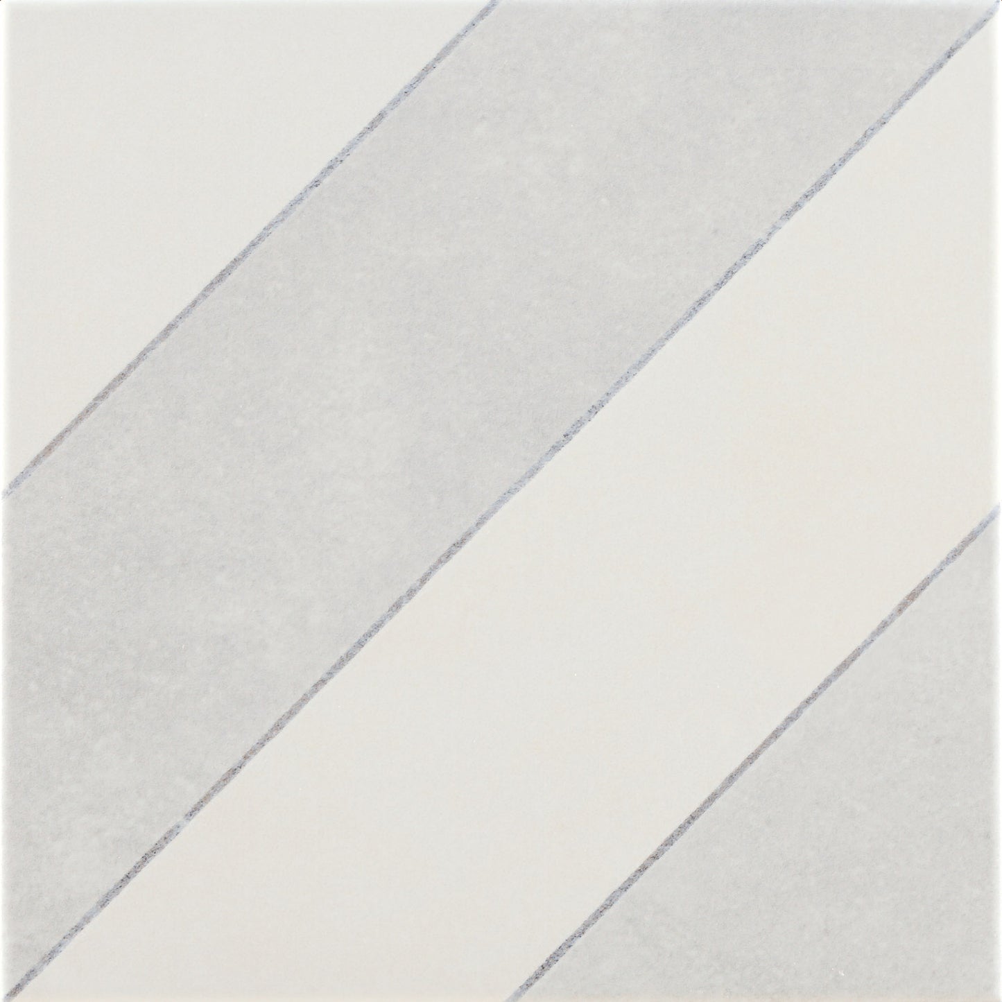 Diagonals Diamond 22.3x22.3cm